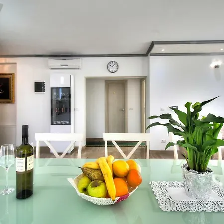Riccardo Apartment *