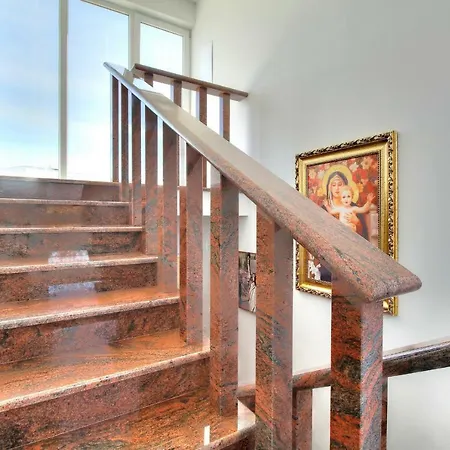 Apartment Riccardo *